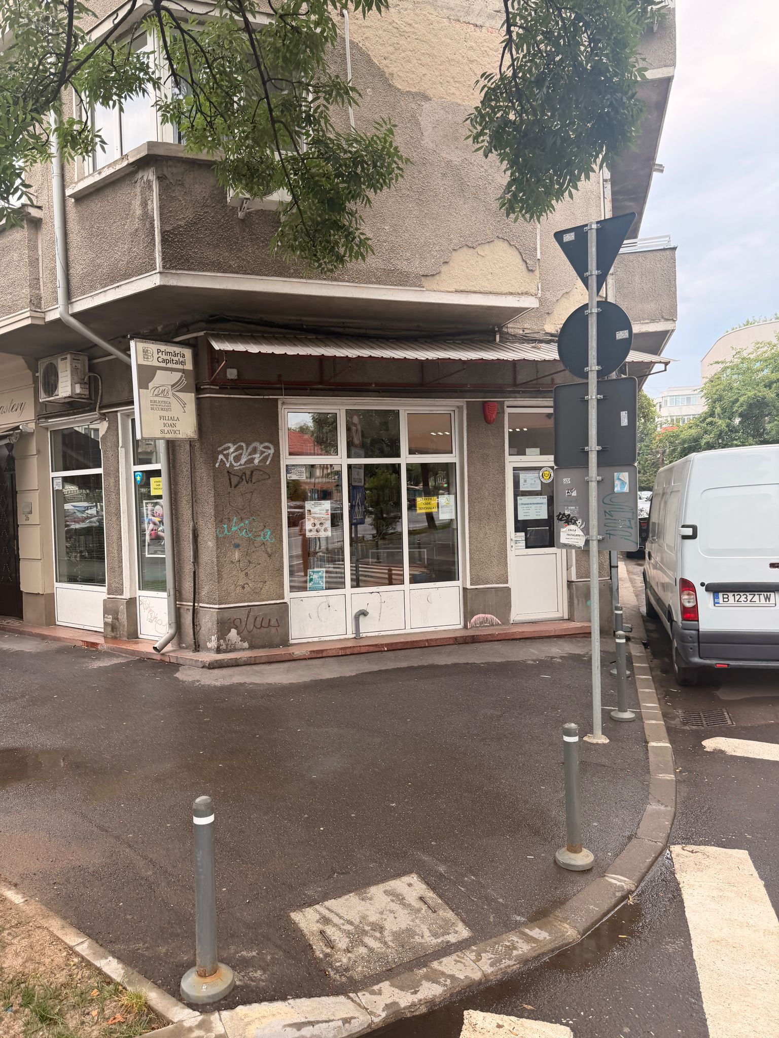 Biblioteca Metropolitană București - Filiala Ioan Slavici